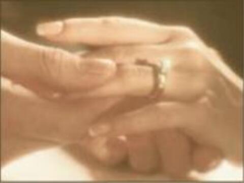 11679339892380502_200334779